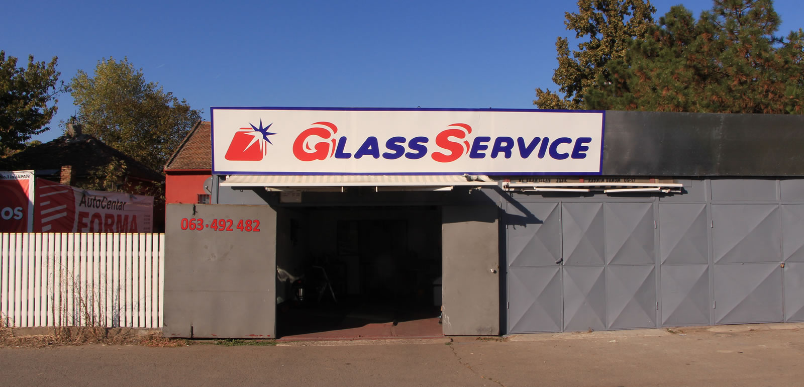 SLT. GLASS SERVICE Auto Stakla